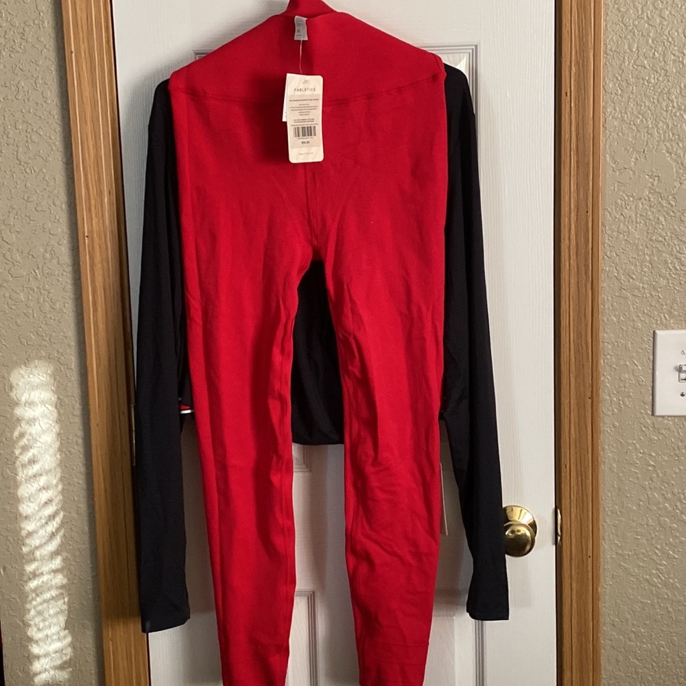 Cute workout set from Fabletics - Falcons colors!